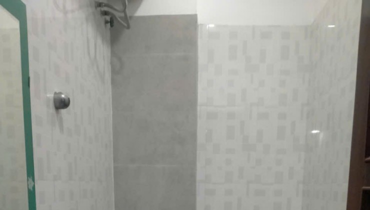 Cho thuê nhà KD VĂN PHÒNG, KẾT HỢP Ở LẠI Lạc Long Quân - Tây Hồ 55m x 6tầng, lô góc  , ô tô đỗ cửa